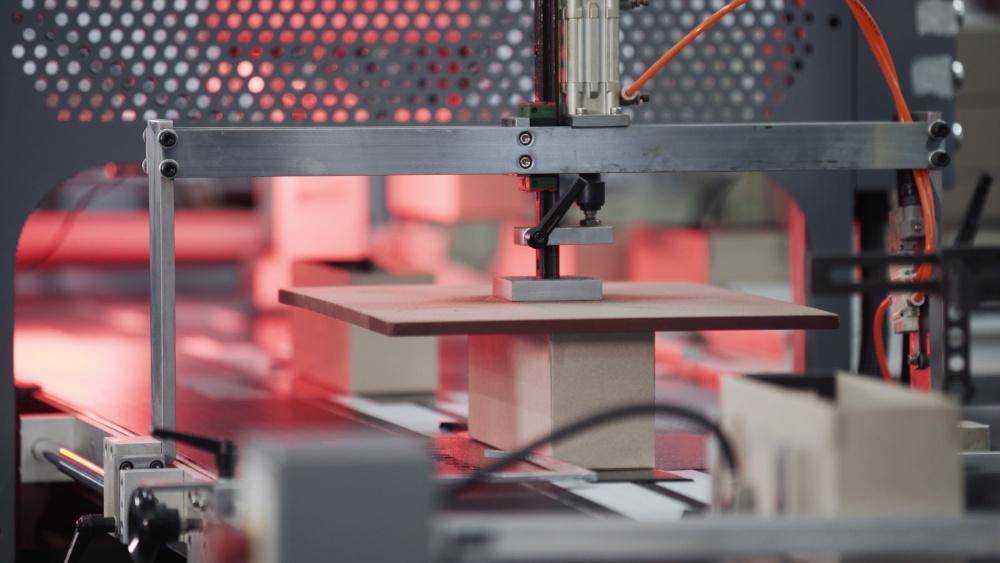 Optimize Adhesive Application Processes with IR Pyrometer Technology